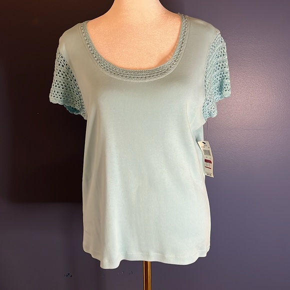 Rafaella -Light Aqua Women's Lg. Tee with Crochet Sleeves & scoop neck (Macy's) - Picture 1 of 9